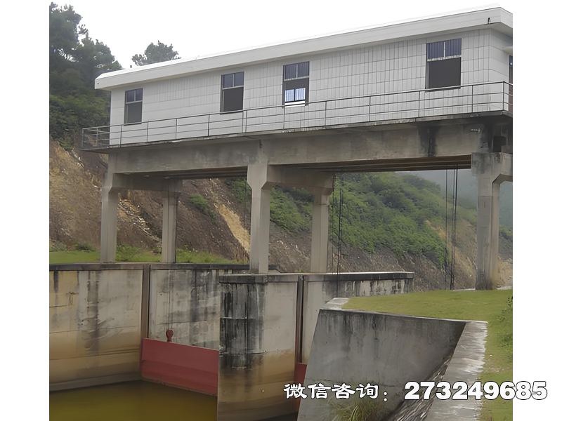 建平县输水泵站闸门